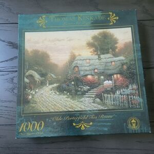 Thomas Kinkade White and Gray Scenic Puzzle